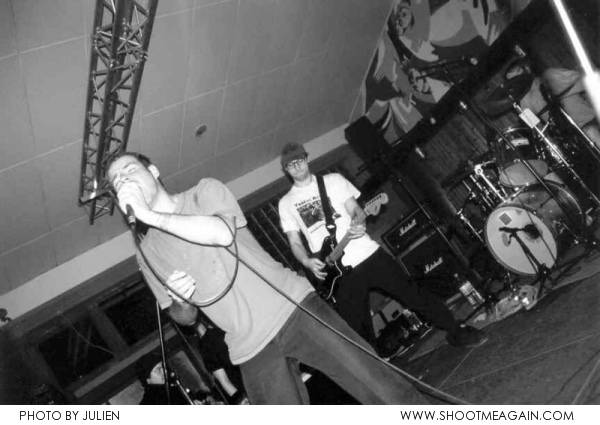Yage à Luxembourg (Liberation Festival), le 15-05-2003, par Julien — 2 sur 4
